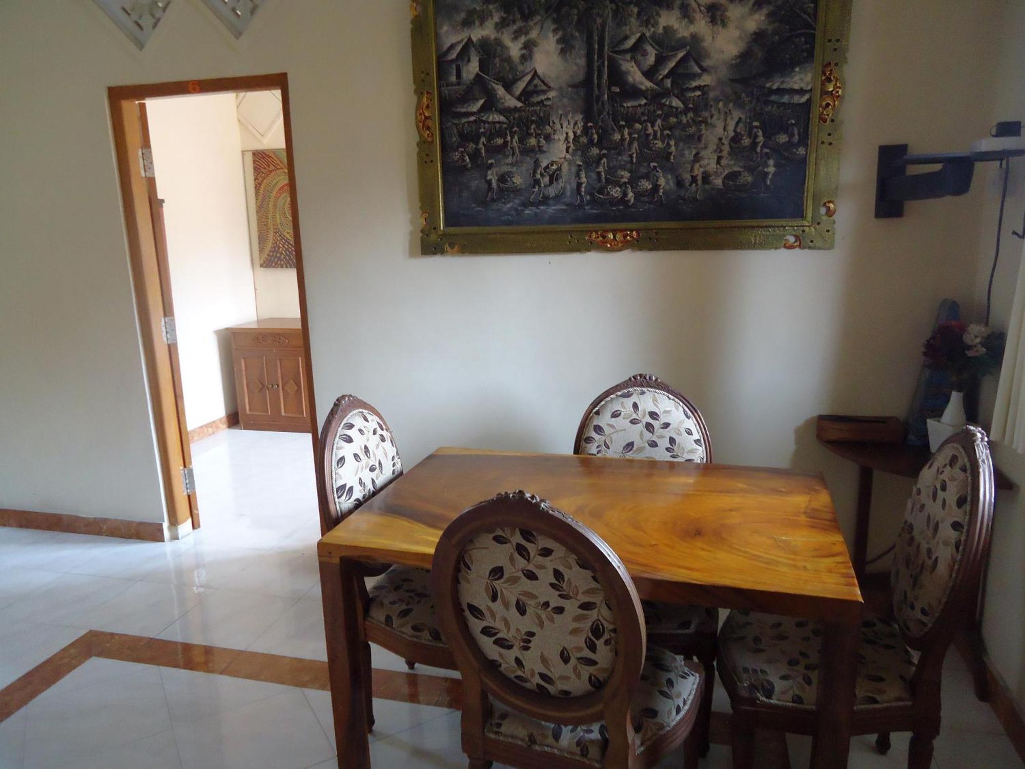 The Reinhold Guesthouse Bali Kerobokan  Ngoại thất bức ảnh