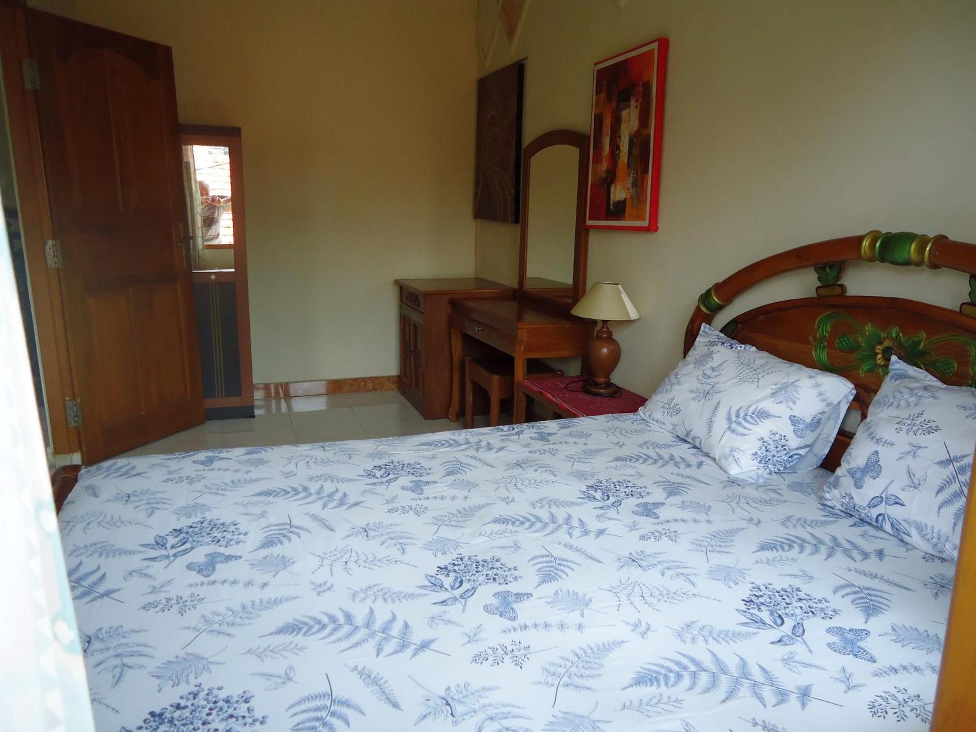 The Reinhold Guesthouse Bali Kerobokan  Ngoại thất bức ảnh