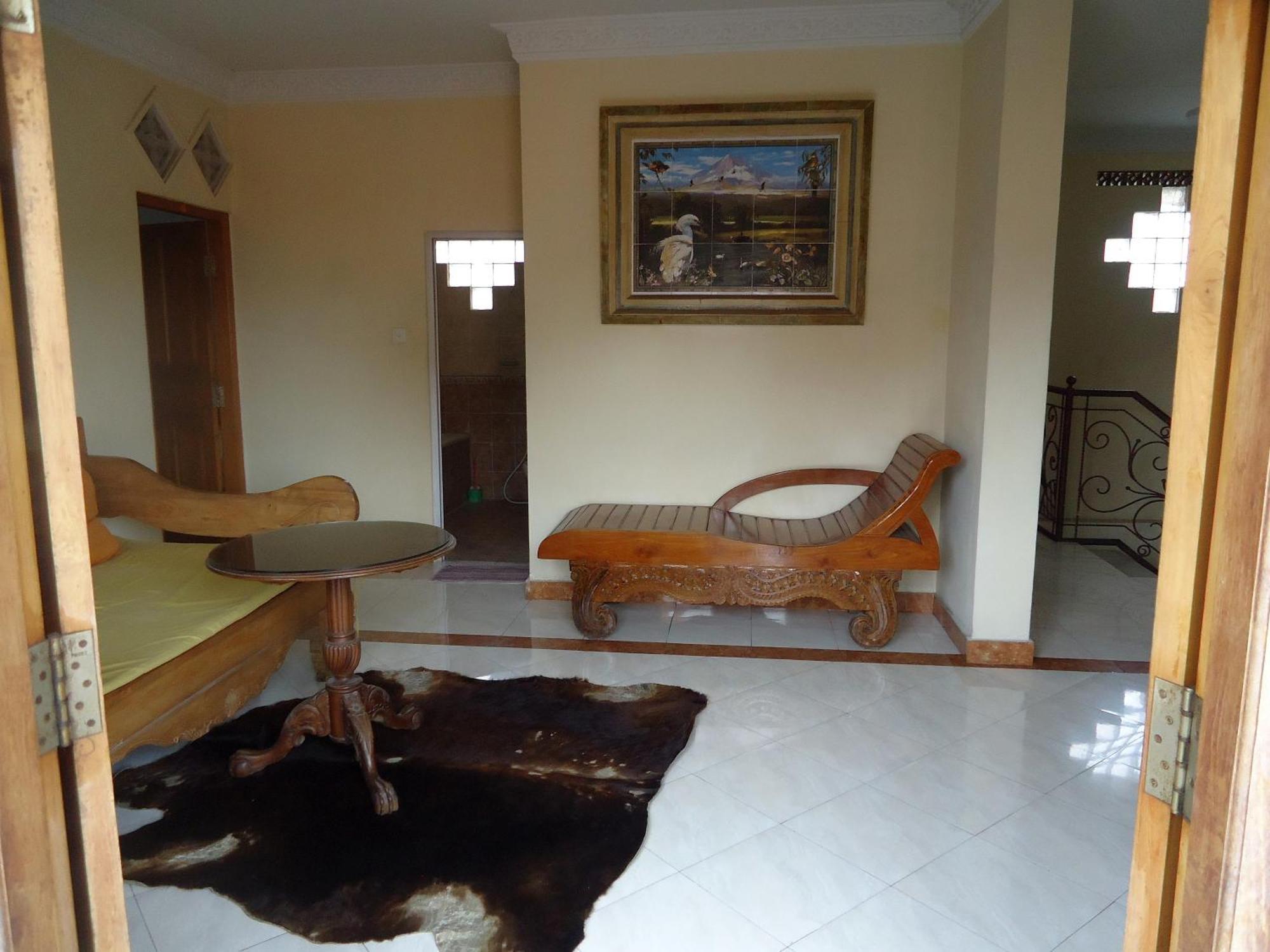 The Reinhold Guesthouse Bali Kerobokan  Ngoại thất bức ảnh