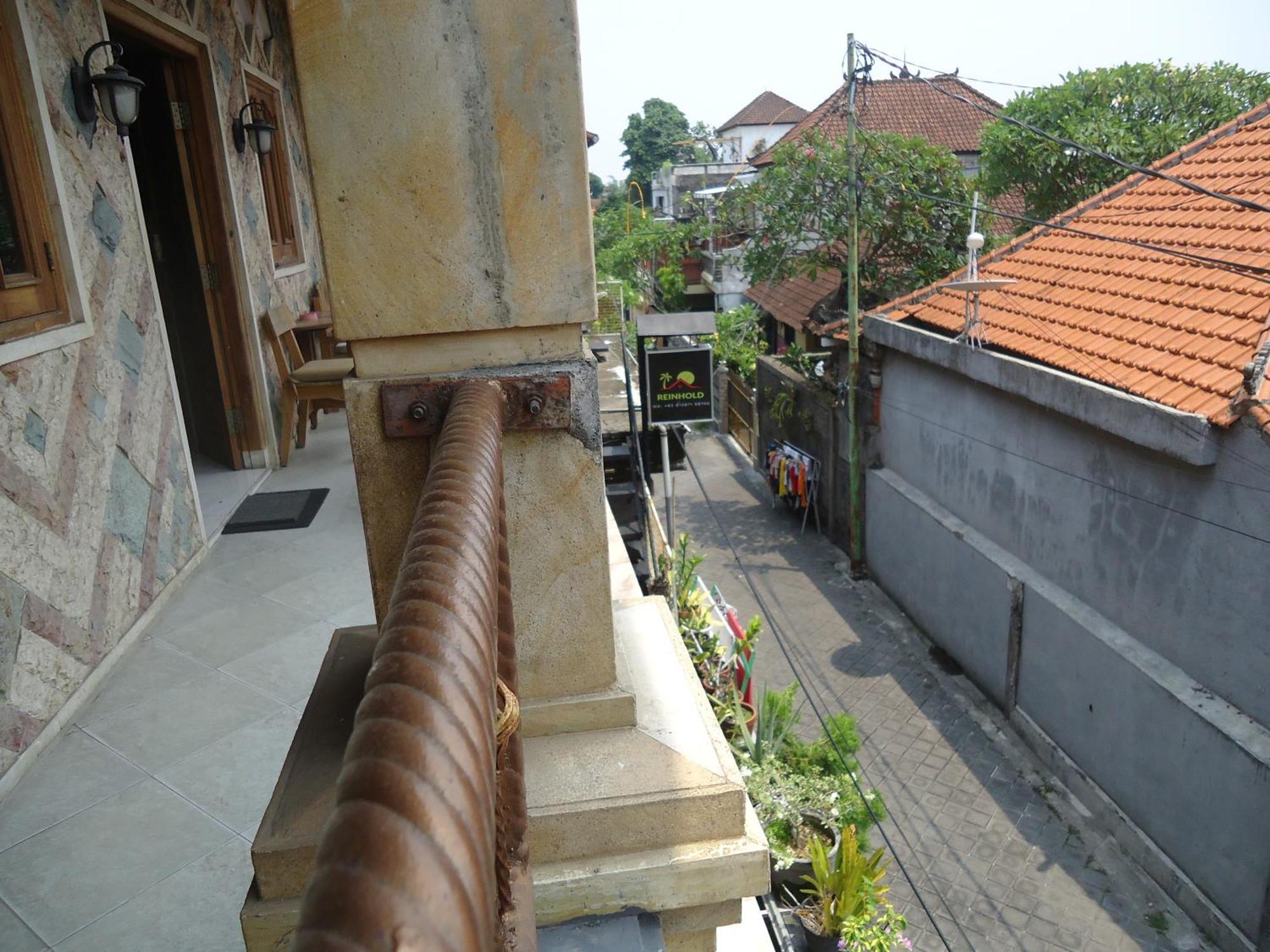 The Reinhold Guesthouse Bali Kerobokan  Ngoại thất bức ảnh