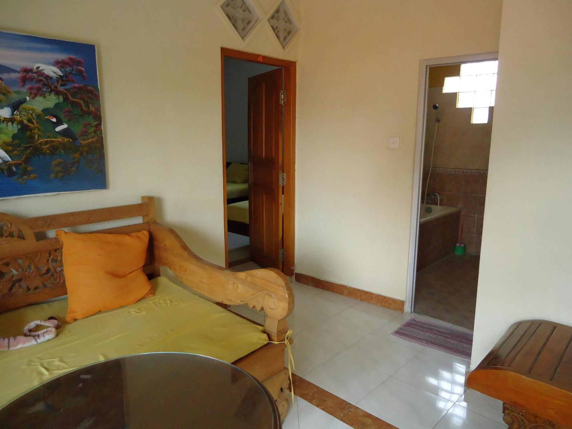 The Reinhold Guesthouse Bali Kerobokan  Ngoại thất bức ảnh