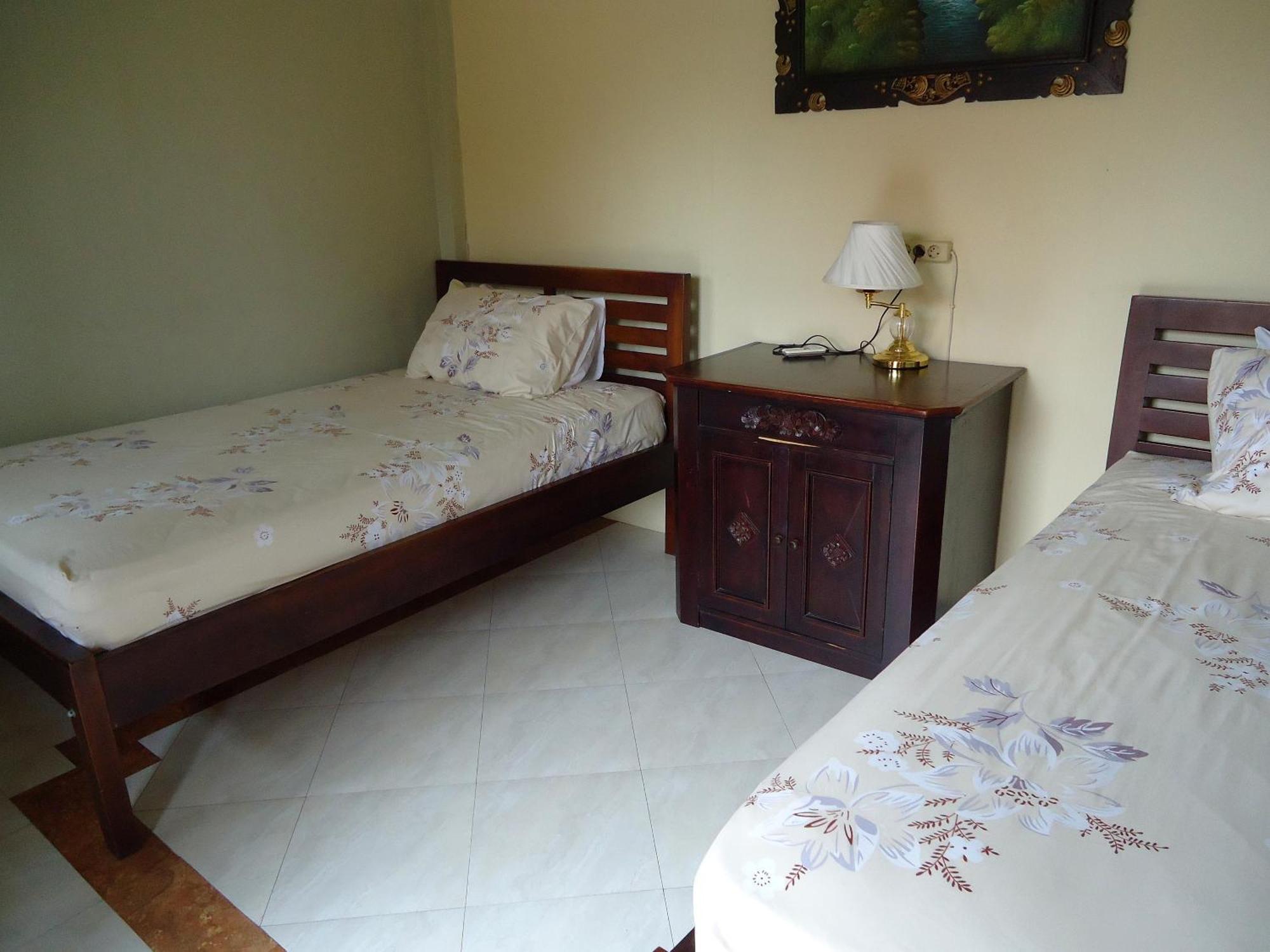 The Reinhold Guesthouse Bali Kerobokan  Ngoại thất bức ảnh