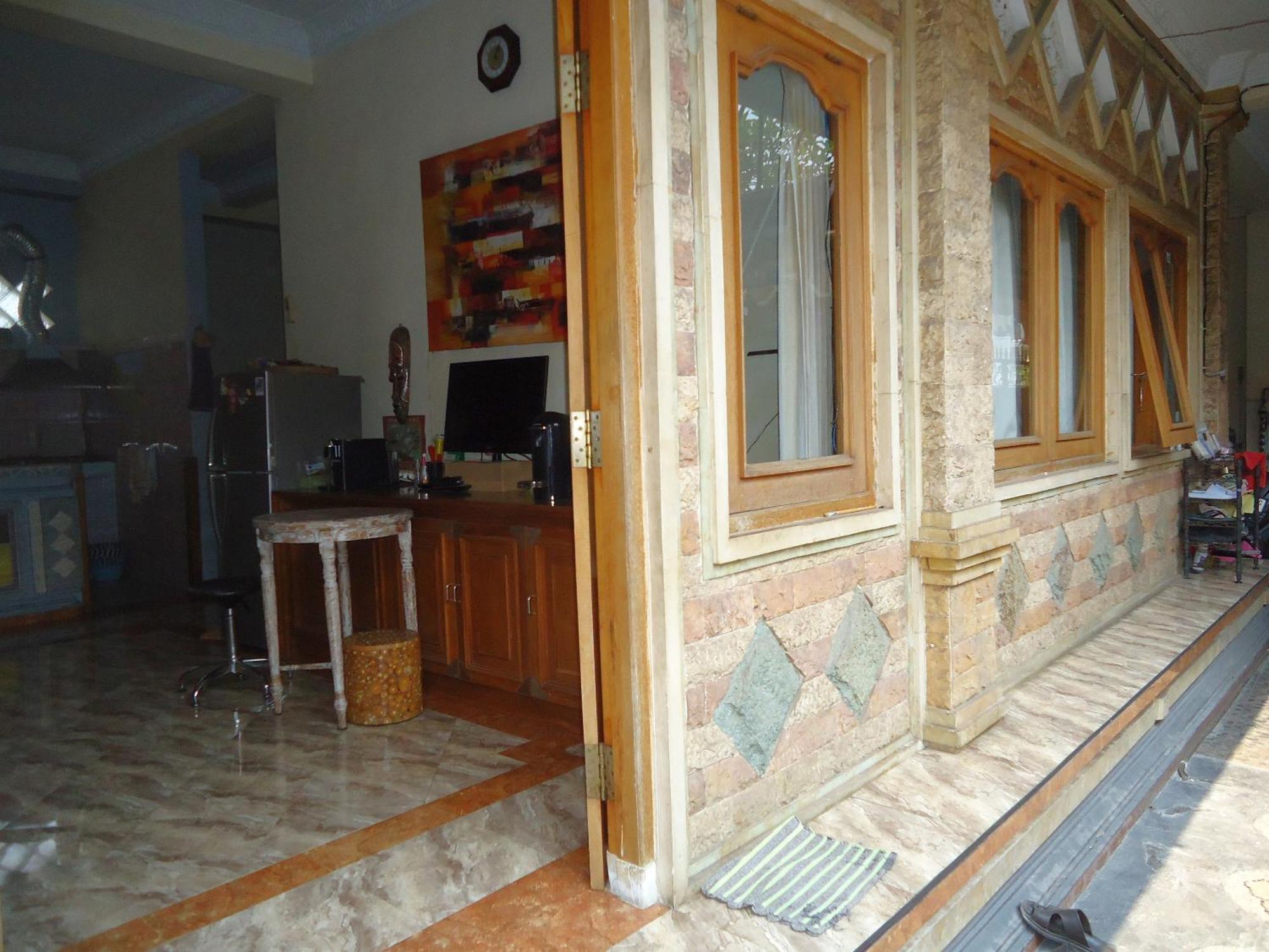 The Reinhold Guesthouse Bali Kerobokan  Ngoại thất bức ảnh